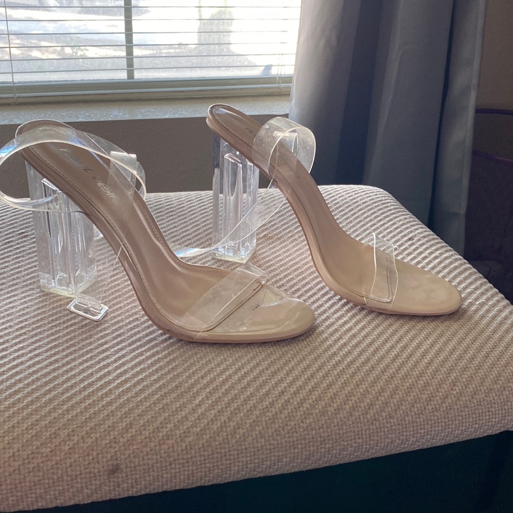 Clear heals! Size seven